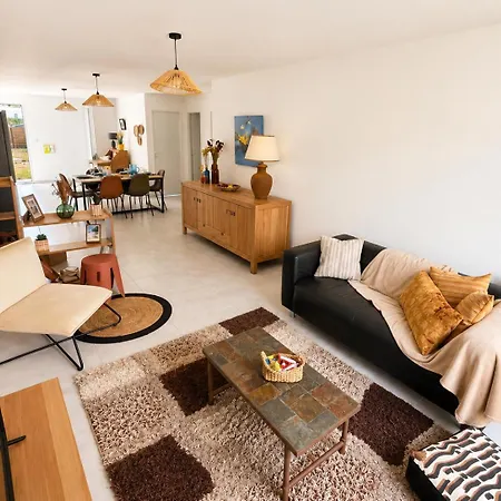 Holiday home L'embellie